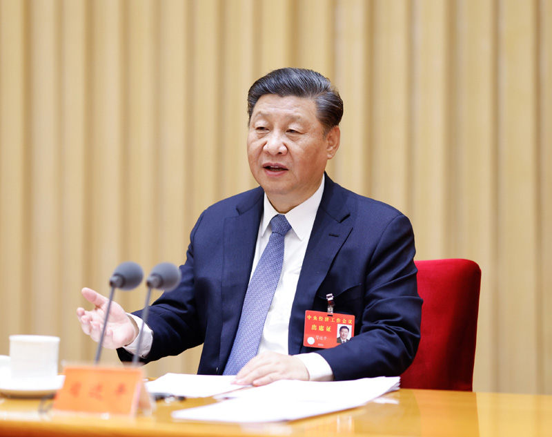 12月16日至18日，中央經(jīng)濟(jì)工作會議在北京舉行。中共中央總書記、國家主席、中央軍委主席習(xí)近平發(fā)表重要講話。新華社記者 黃敬文 攝